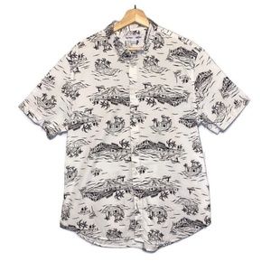 Old Navy Casual Slim Fit Flex Tropical Shirt, Mens